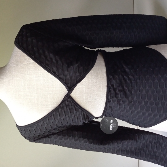 BODYSUIT BACKLESS SCOOP BRAND Super Cute Design NEW! - Picture 6 of 8